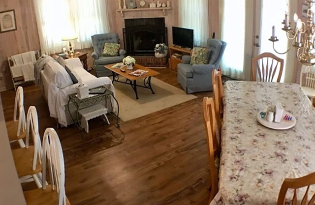 Cozy Pine Mountain Chalet Minutes Away from Callaway Gardens