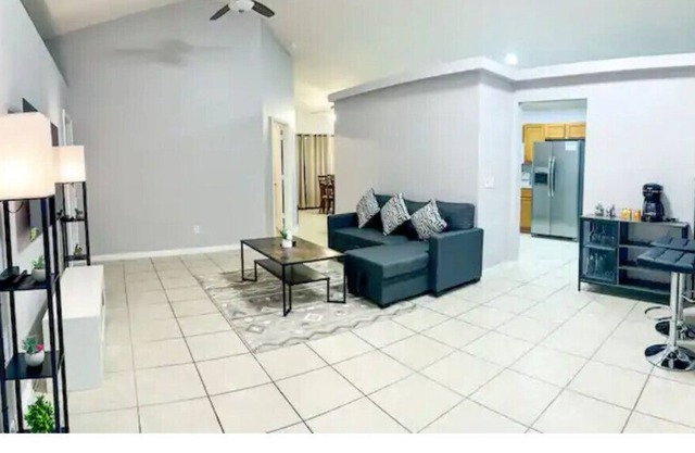 Cozy quiet house w/ private pool