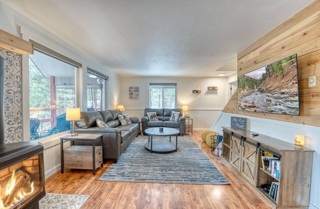 Cozy remodeled cabin in Garden Valley