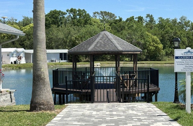 Cozy Retreat in a Charming Resort