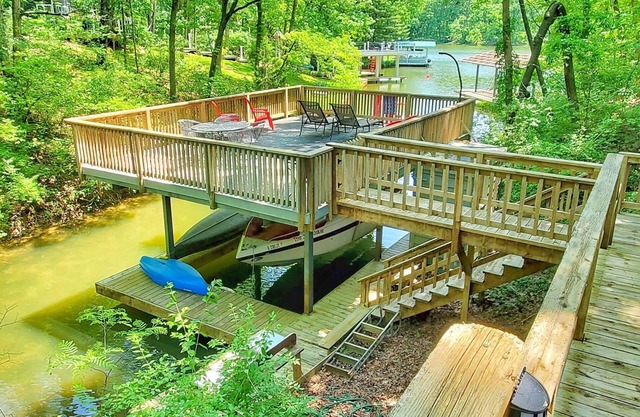 Cozy Retreat on Gypsy Cove!