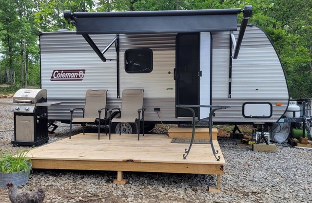Cozy RV in charming Pikeville with WiFi, AC