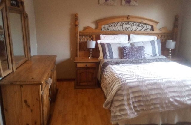 Cozy Springside Getaway with fantastic views