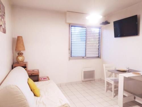 Cozy Studio Beaujolais - Porte de Lyon - Piscine&Tennis