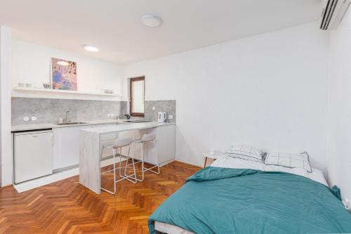 Cozy Studio Budva