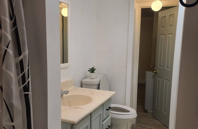 Cozy studio with WiFi and AC in nice Norcross