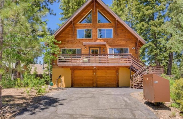 Cozy Tahoe Cabin for Ski & Lake