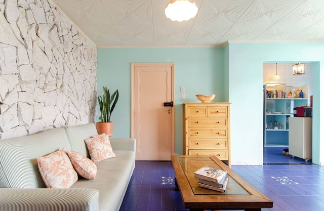 Cozy Urban Retreat in the heart of Belo Horizonte.Spacious, big balcony and sun!