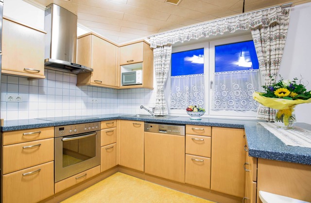 Cozy vacation apartment (55sqm) on the first floor with terrace