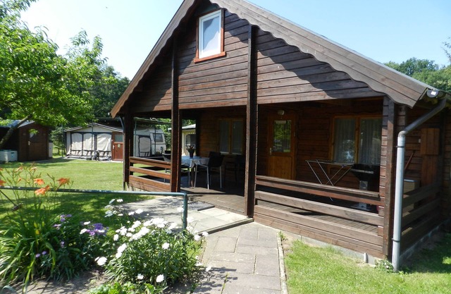 Cozy vacation home for up to 6 people in a waterfront location