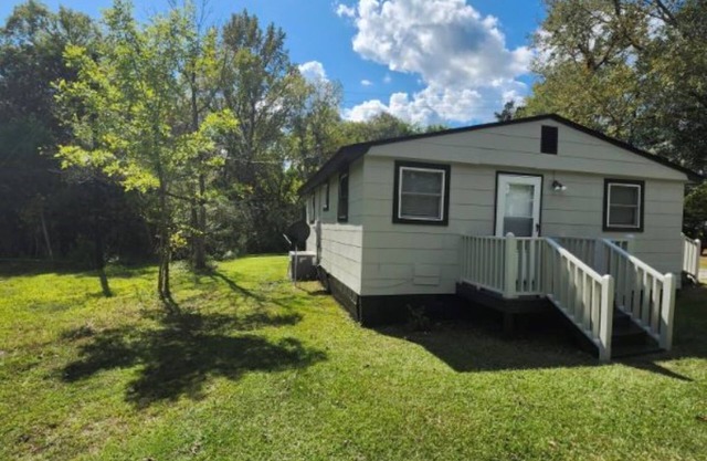 Cozy, Very Private Beautiful, Cottage Housenn