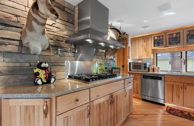 Cozy waterfront cabin retreat in Crivitz WI