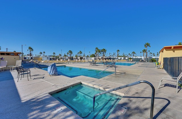 Cozy Yuma Vacation Rental w/Resort Amenities!