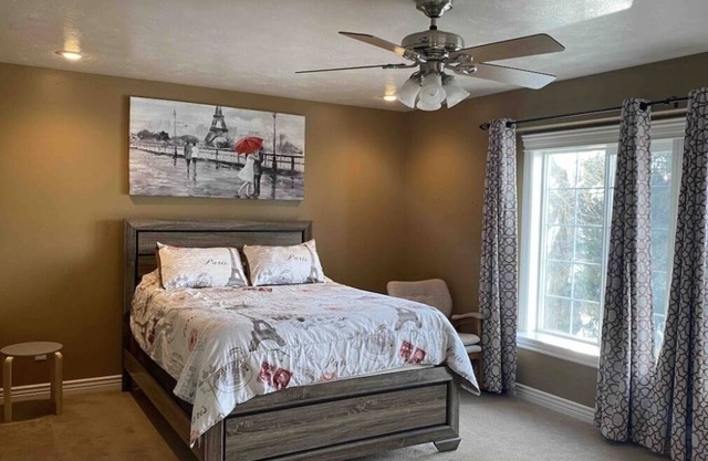 CozyHome with hot-tub, Byui, Yellowstone, Targhee, Kelly canyon