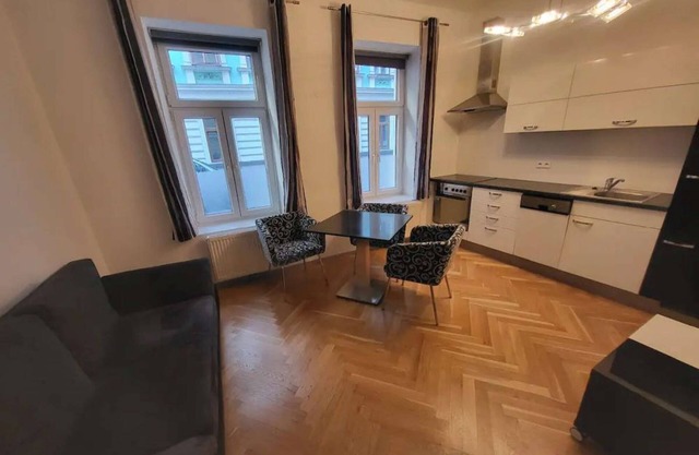 CozyNite Premium Apartment Hundertwasser