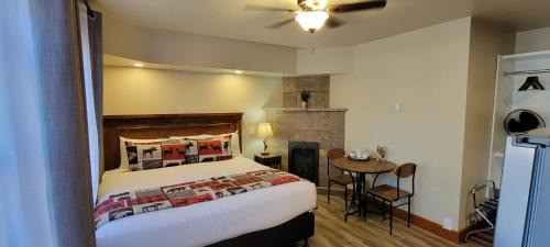 Crandell Mountain Lodge