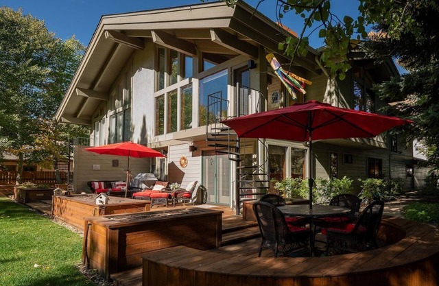 Creek Front Duplex | Close to Lifts with Hot Tub