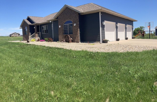 Creek View 23 miles from Sturgis