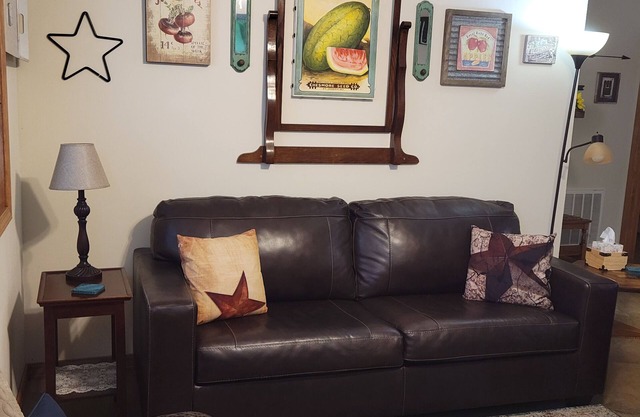 Creekside # 4 - Your Home Away from Home!