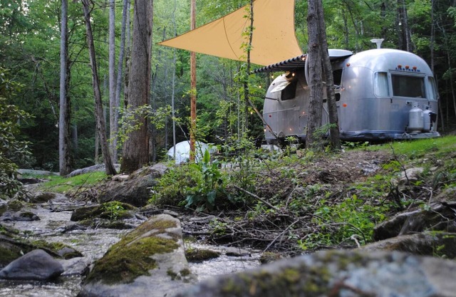 Creekside Airstream Retreat in the Smokies