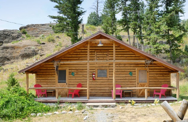 Creekside Lodge at Yellowstone