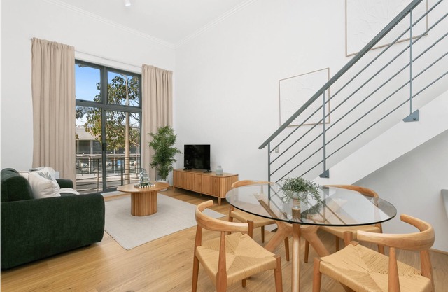 Cremorne- GA110 Macpherson St - Loft Style Apartment Close to Everything