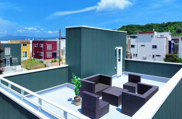 Crystal Besso Shirahama