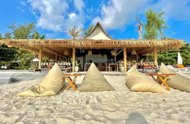 Crystal white sand resort