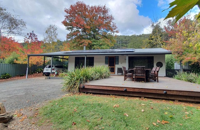 CRYSTALBROOK COTTAGE : Mt Buffalo