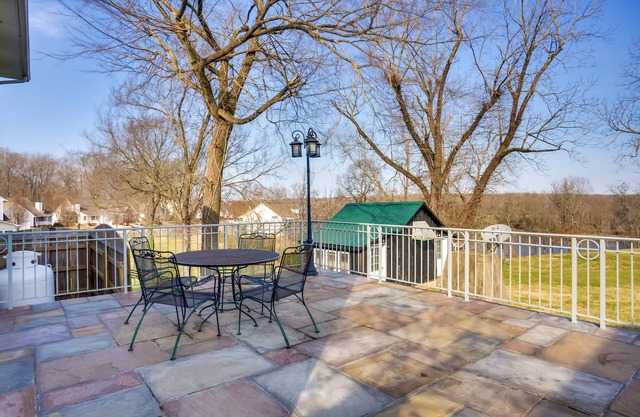 'Cumberland Cottage' - 2 Blocks to Downtown Dover!
