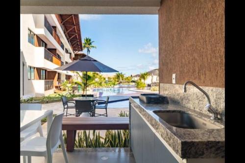 Cupe Beach Living - Flat Luxo 2 suítes decorado térreo frente piscina