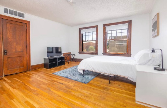 Cute 1 Bedroom Studio in Downtown Des Moines