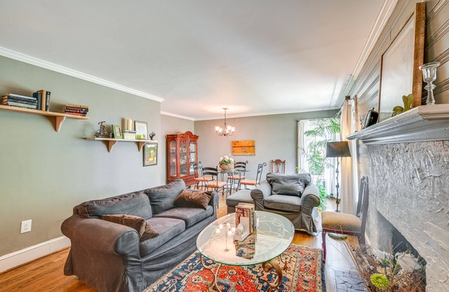 Cute Downtown Conway Duplex - 15 Mi to Beach!