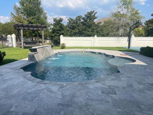 Cute Home with some Razzle Dazzle