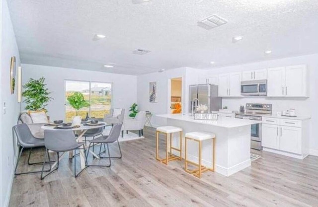 Cypress Oasis 10 mins to santos trail 3b2b private home