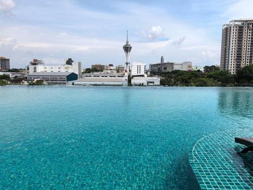 D'Aman Infinity Pool Homestay 01