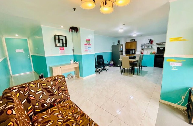 D1 of 2: 69-Sqm 1-Bedroom Condo