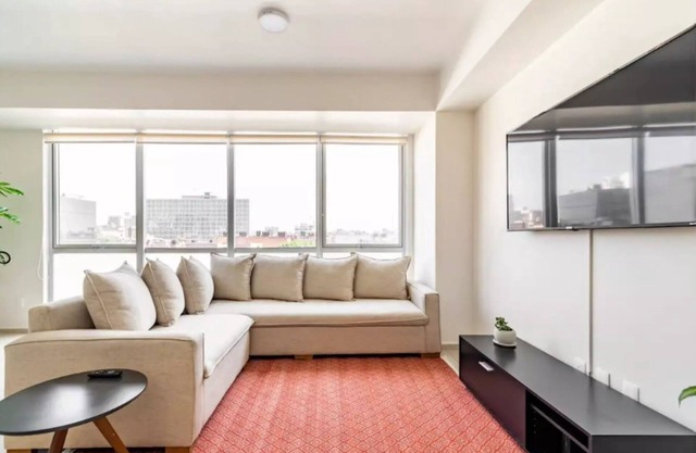 D402- 2BR/2BTH - One Bedroom Apartment, Sleeps 4