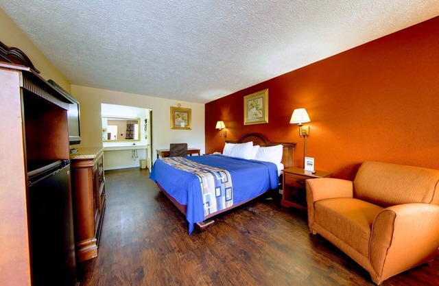 Dahlonega Mountain Inn