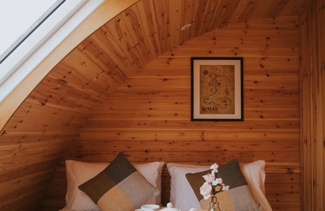 Daisy - a glamping pod that sleeps 4 guests in 2 bedrooms