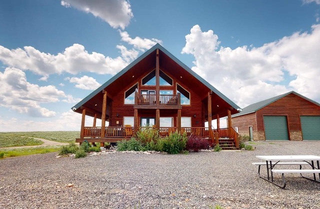 Dancing Bear Lodge* Free Wifi, 5Br, 3Ba/Sleeps 12, Bbq Grill, Fire Pit