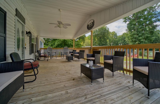 Dandridge House at the Lake