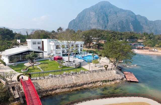 Daoneua Riverside Resort