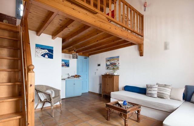 Daphne| Maisonette apartment with Sea View