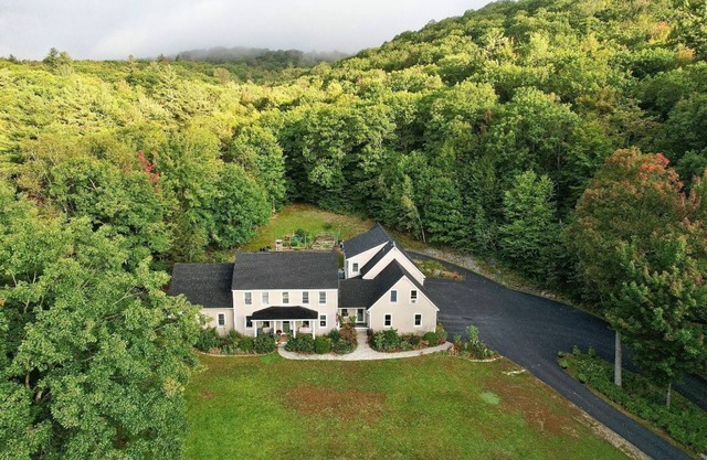 Dartmouth /Lake Sunapee Region