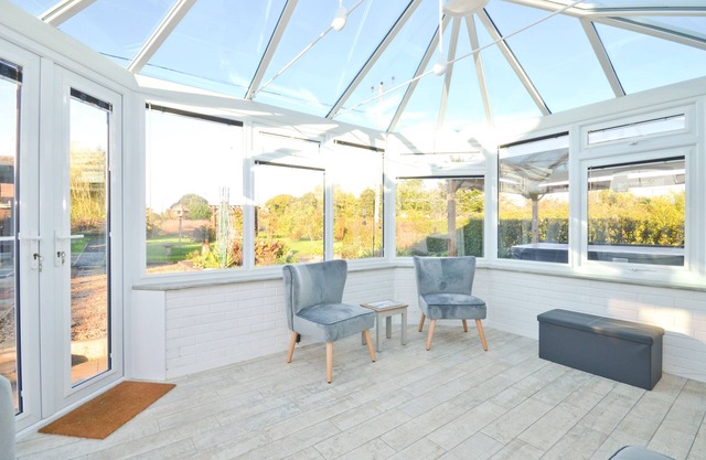 Dassia, spacious bungalow with countryside views