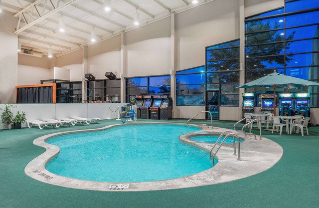 Days Inn by Wyndham Kirksville