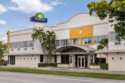 Days Inn by Wyndham Miami Airport North