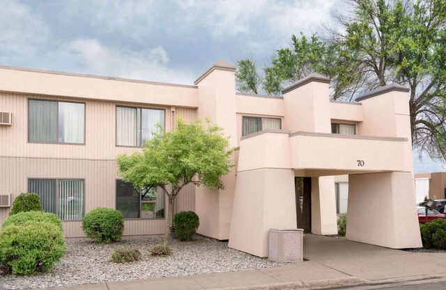 Days Inn by Wyndham St Cloud