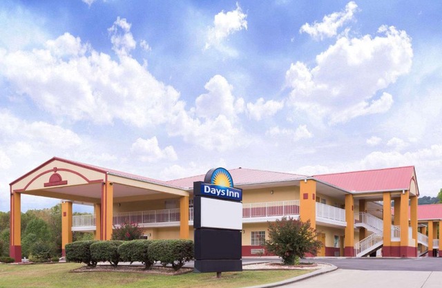 Days Inn by Wyndham Trenton